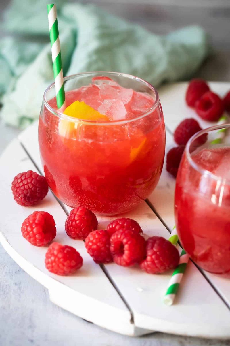 Berry Lemonade Fizz