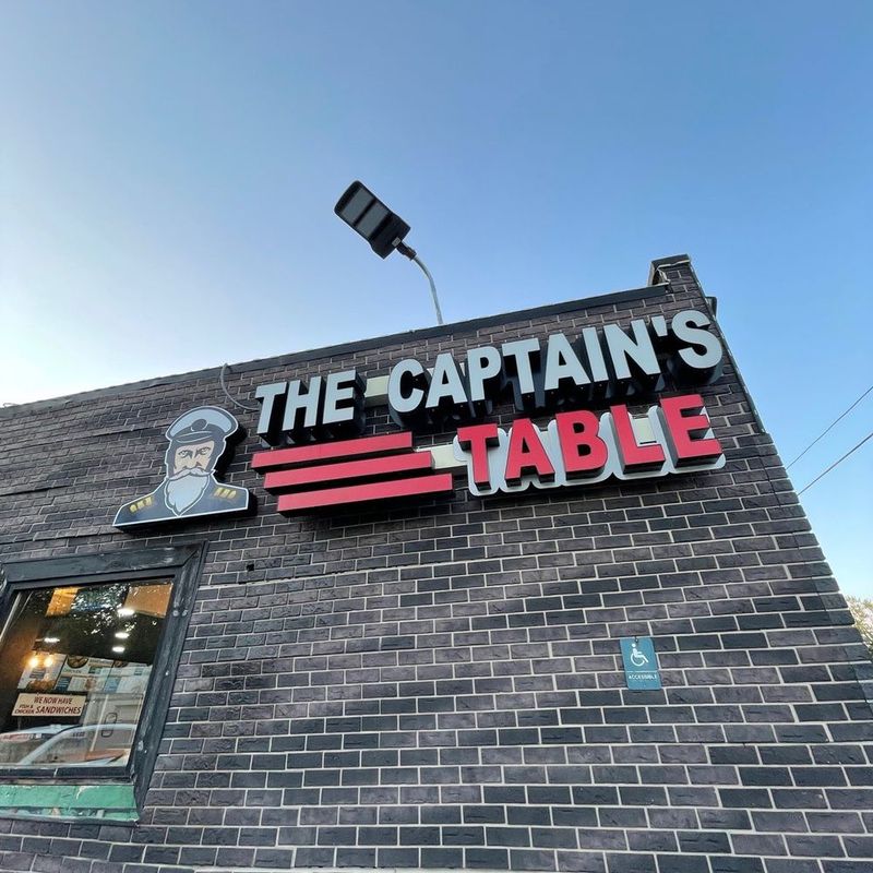 Captain's Table: The Seafood Buffet That Time Forgot