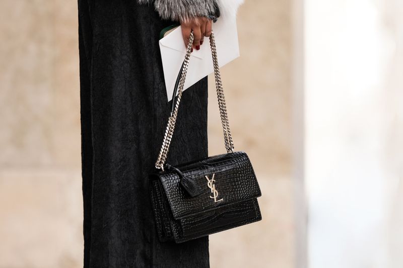 Chain-Strap Shoulder Bag