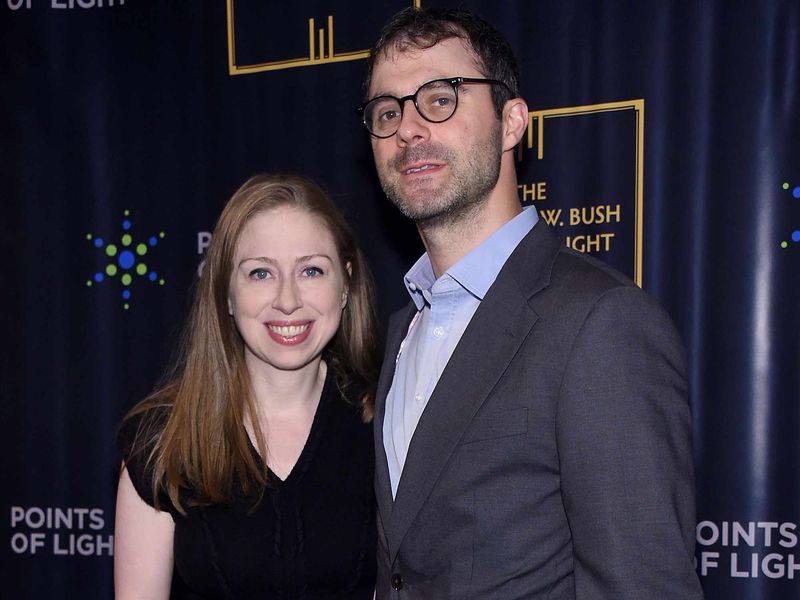Chelsea Clinton & Marc Mezvinsky – Estimated $600,000+