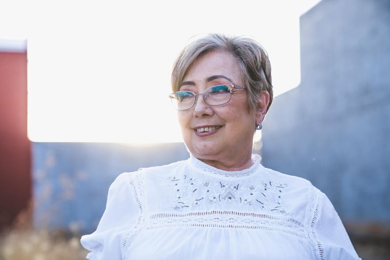 Clinging to Outdated Eyewear