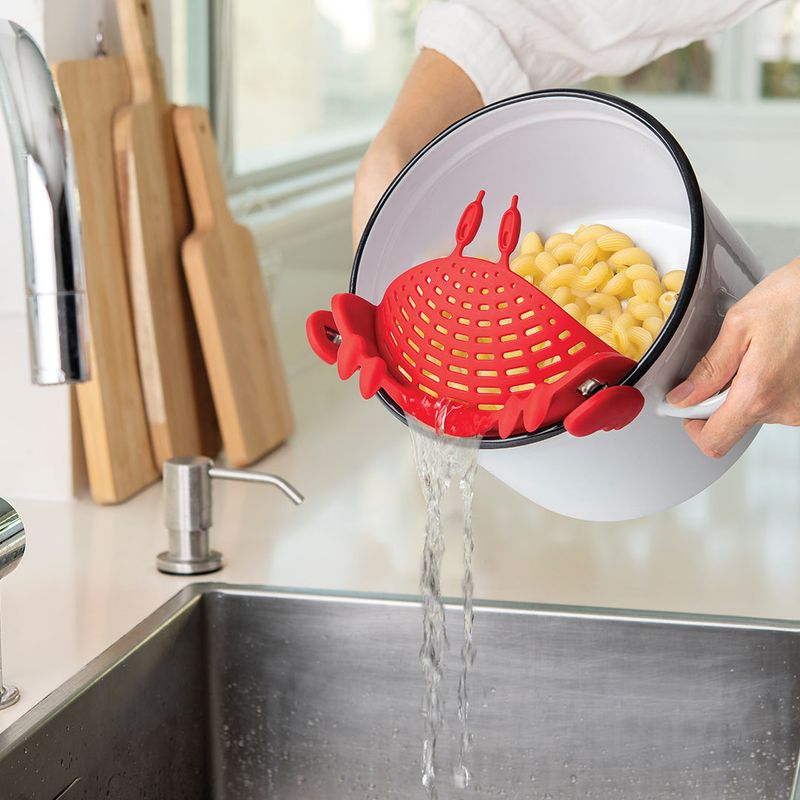 Clip-on Pot Strainer