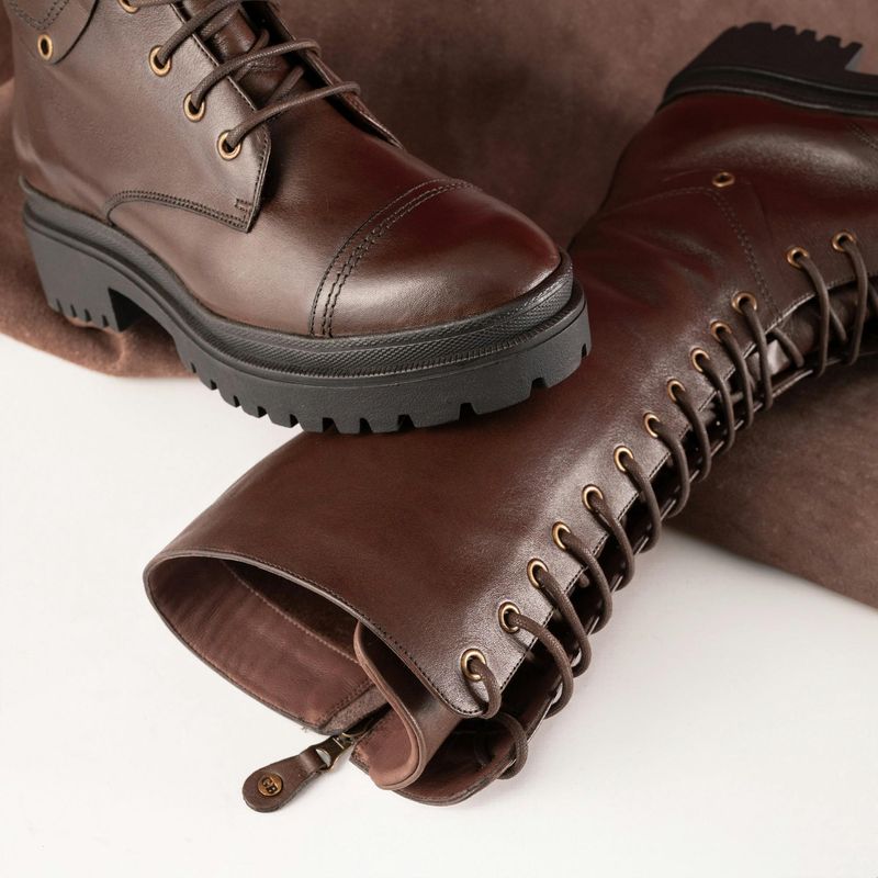 Dark Brown: The New Neutral Powerhouse