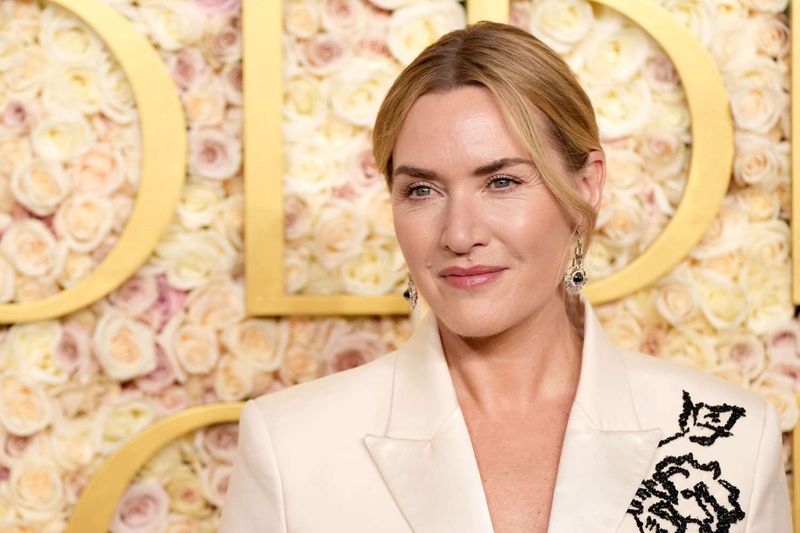 Kate Winslet Advocates for Unretouched Photos