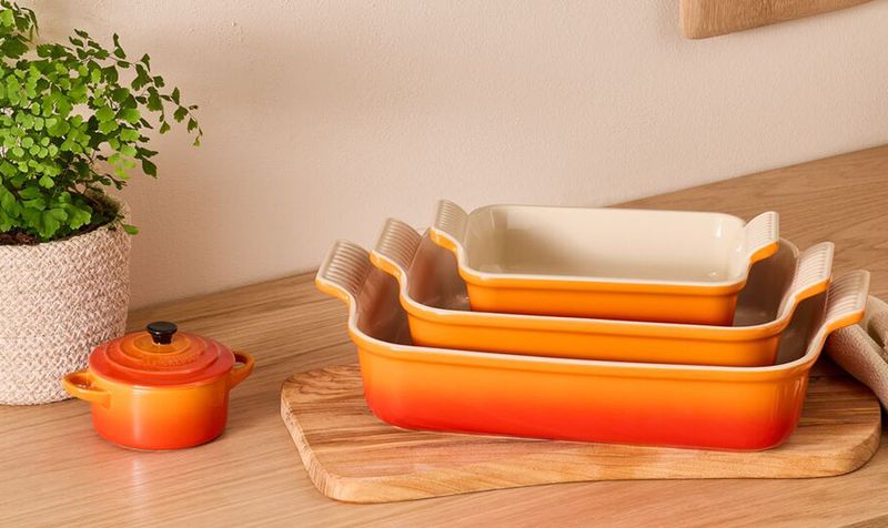 Le Creuset Heritage Stoneware Signature Baker 9-inch Rectangular