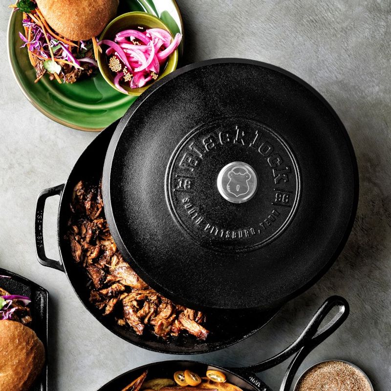 Lodge Blacklock Triple Seasoned Cast Iron Braiser
