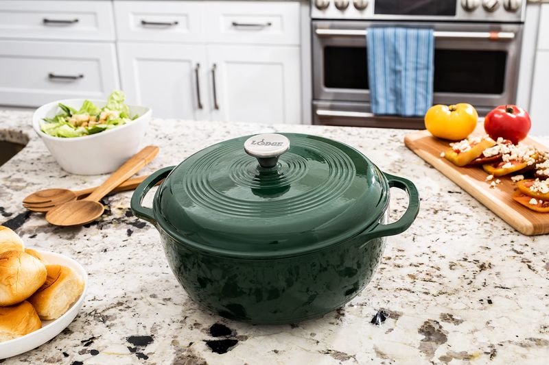 Lodge Cast Iron Dutch Oven