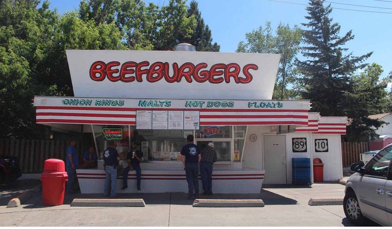 Mark's In & Out – Livingston