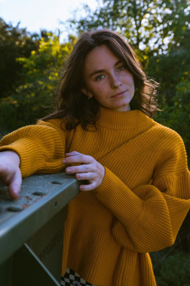 Mustard Yellow: The Unexpected Complexion Brightener