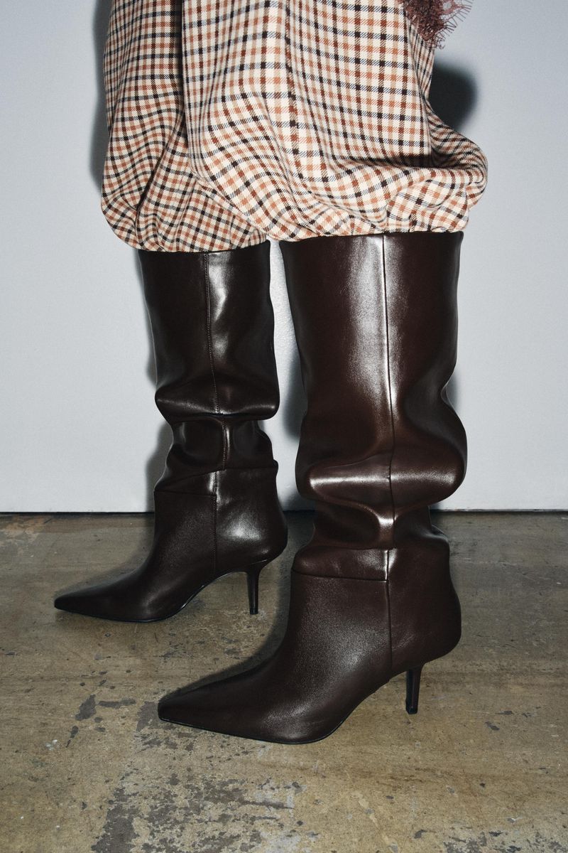 Pointed-Toe Boots