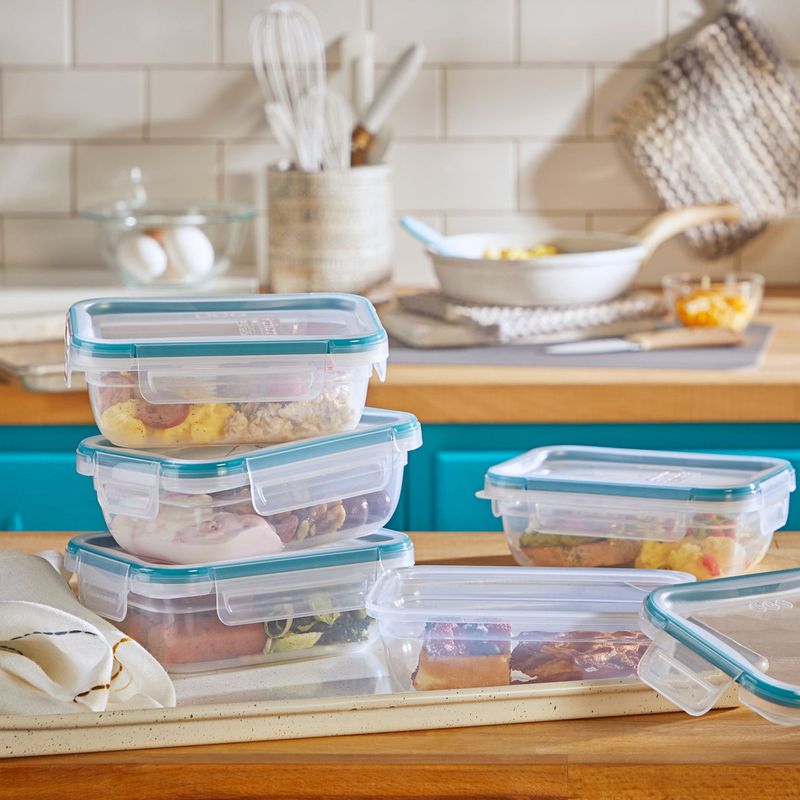 Snapware Total Solution Food Storage Containers