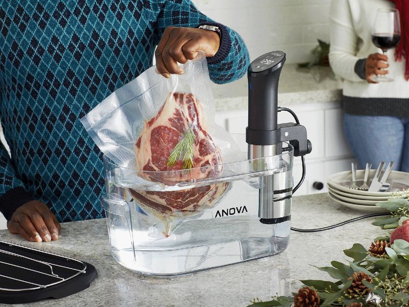 Sous-Vide Precision Cooker