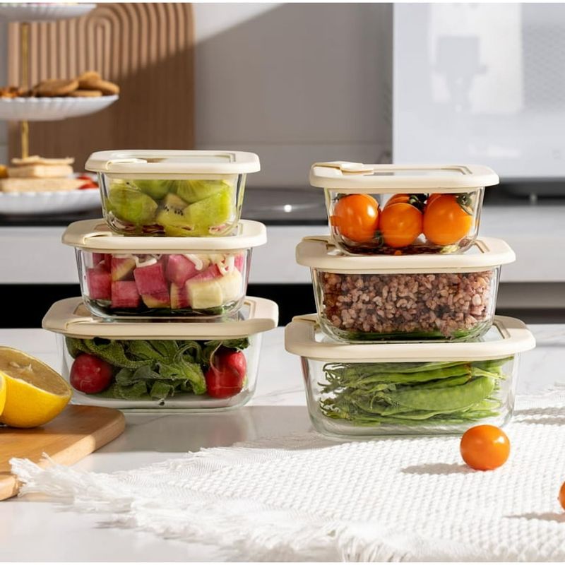 Sustainable Food Storage / Glass Containers with Airtight Seals
