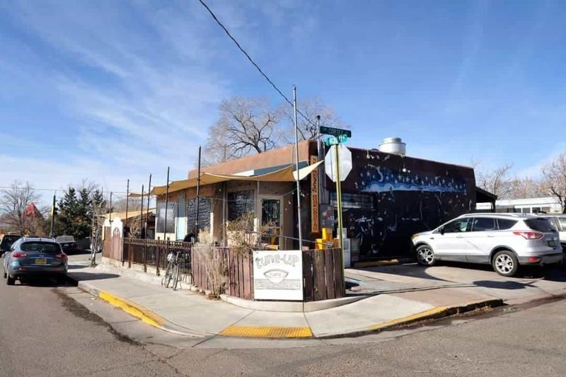 Tune-Up Cafe