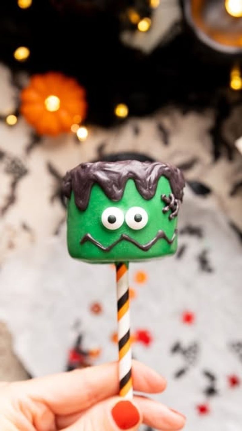 Chocolate-Dipped Marshmallow Pops