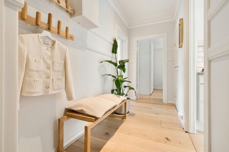 Clear Pathways and Clutter-Free Zones