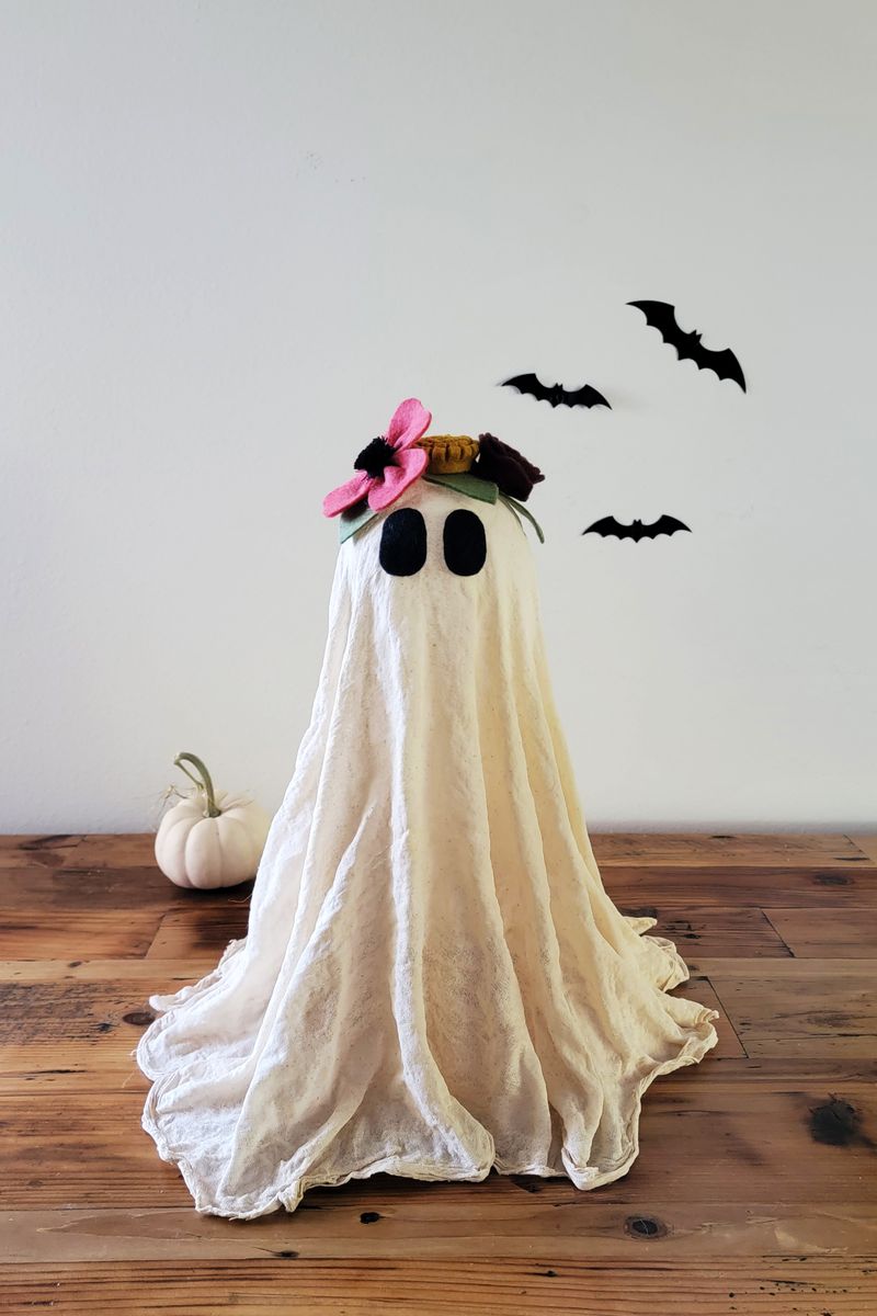 Creepy Cloth Ghost Figures