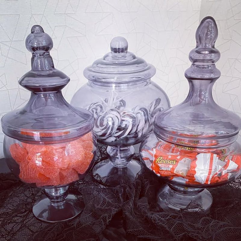 Glass Cloches & Apothecary Jars