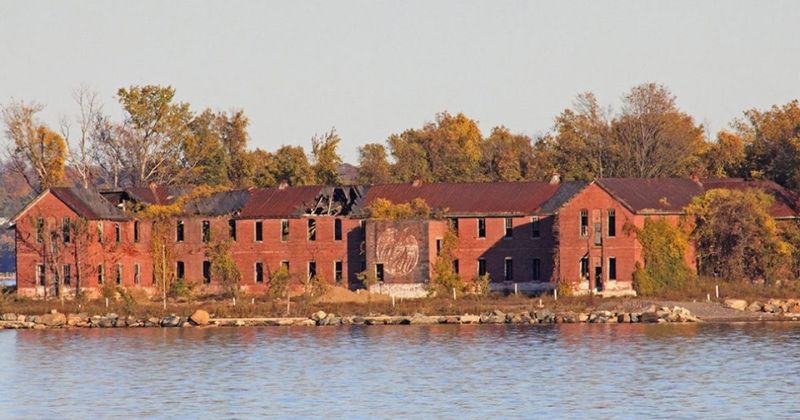 Hart Island