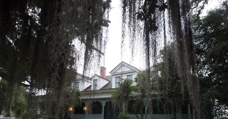 Haunted Plantation Night Tour from New Orleans