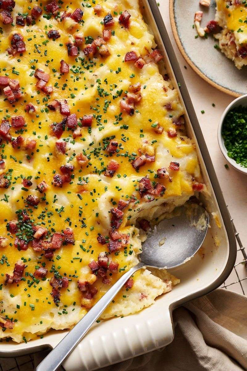 Loaded Cheddar Bacon Mashed Potatoes