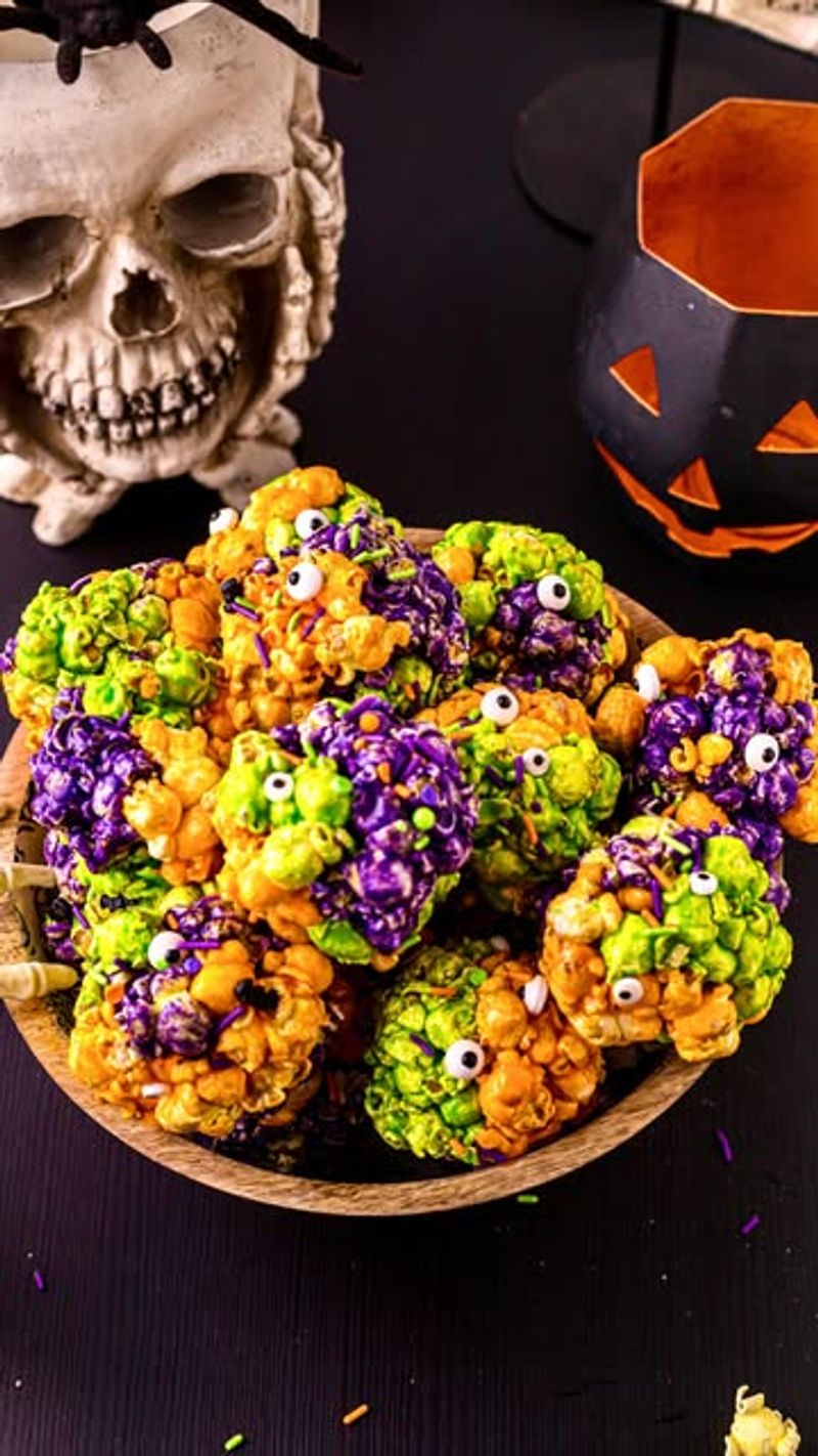 Monster Popcorn / Popcorn Balls