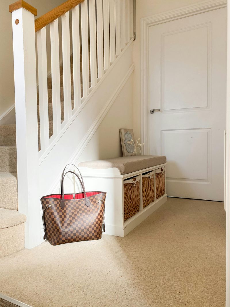 Multifunctional Bench With Concealed Storage