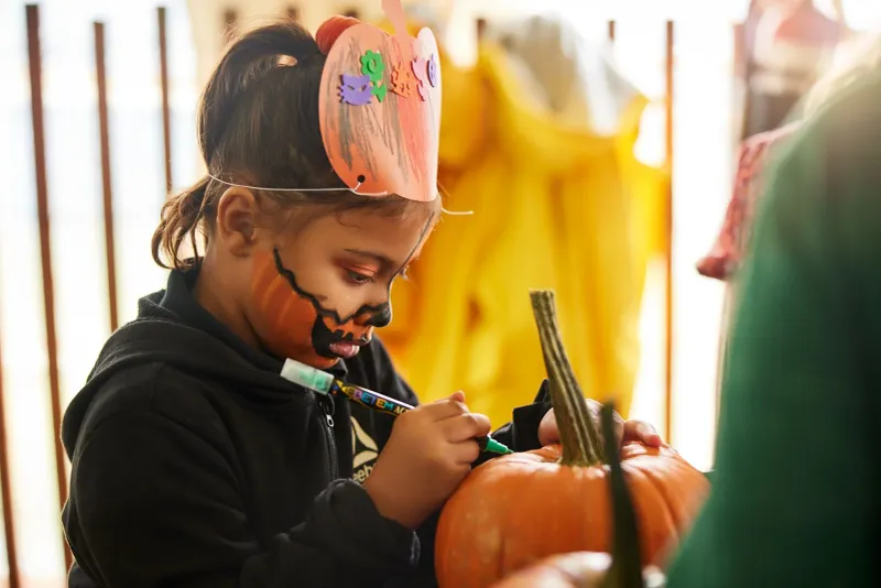 Pumpkin Decorating Contest