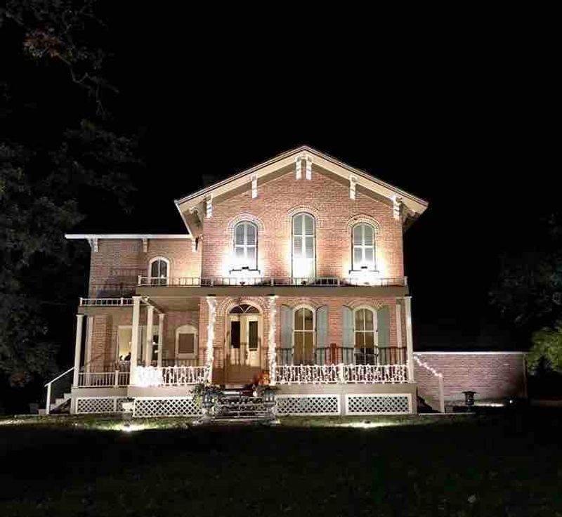 Roff Home (1868 Victorian Italianate Villa), Watseka, Illinois