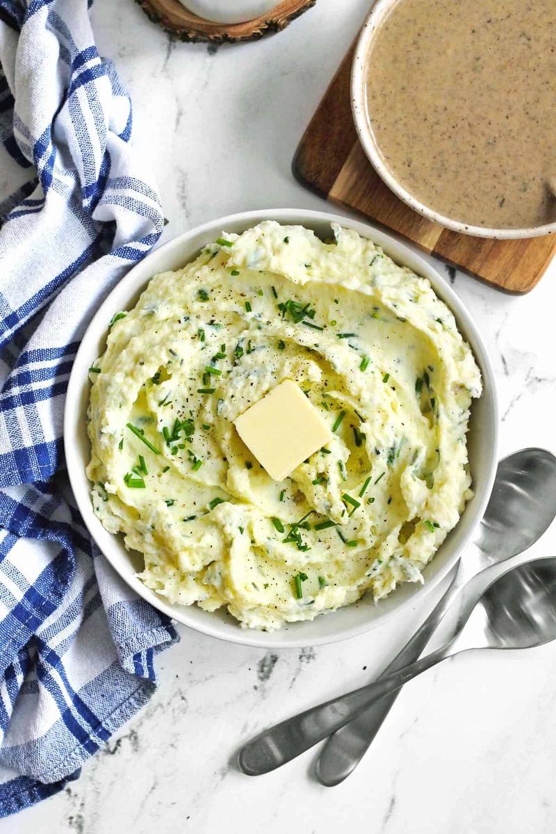 Sour Cream & Chive Mashed Potatoes