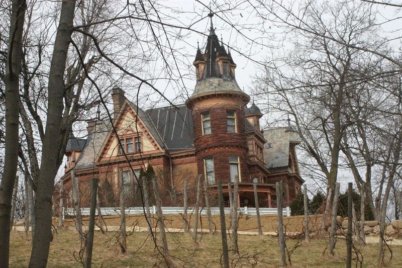 Southwest Lower Peninsula Haunted Estates & Mansions Drive