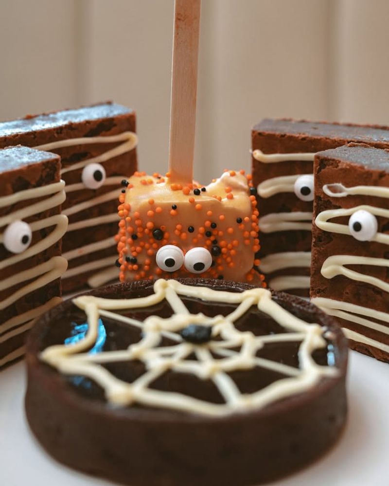 Spooky Brownie & Cookie Hacks