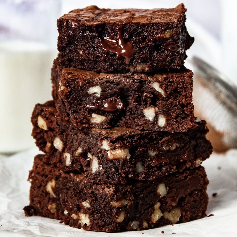 Walnut Crunch Brownies