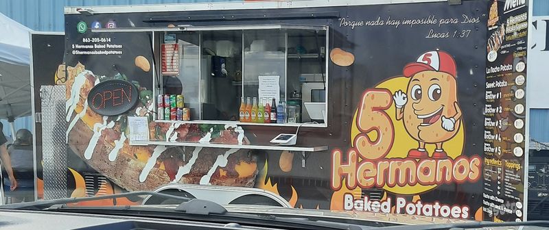 5 Hermanos Baked Potatoes, Dundee