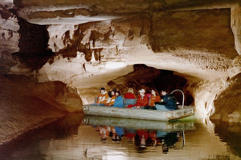 Bluespring Caverns (Bedford)