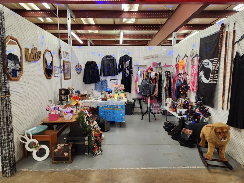 Caesar Creek Flea Market (Wilmington, OH)