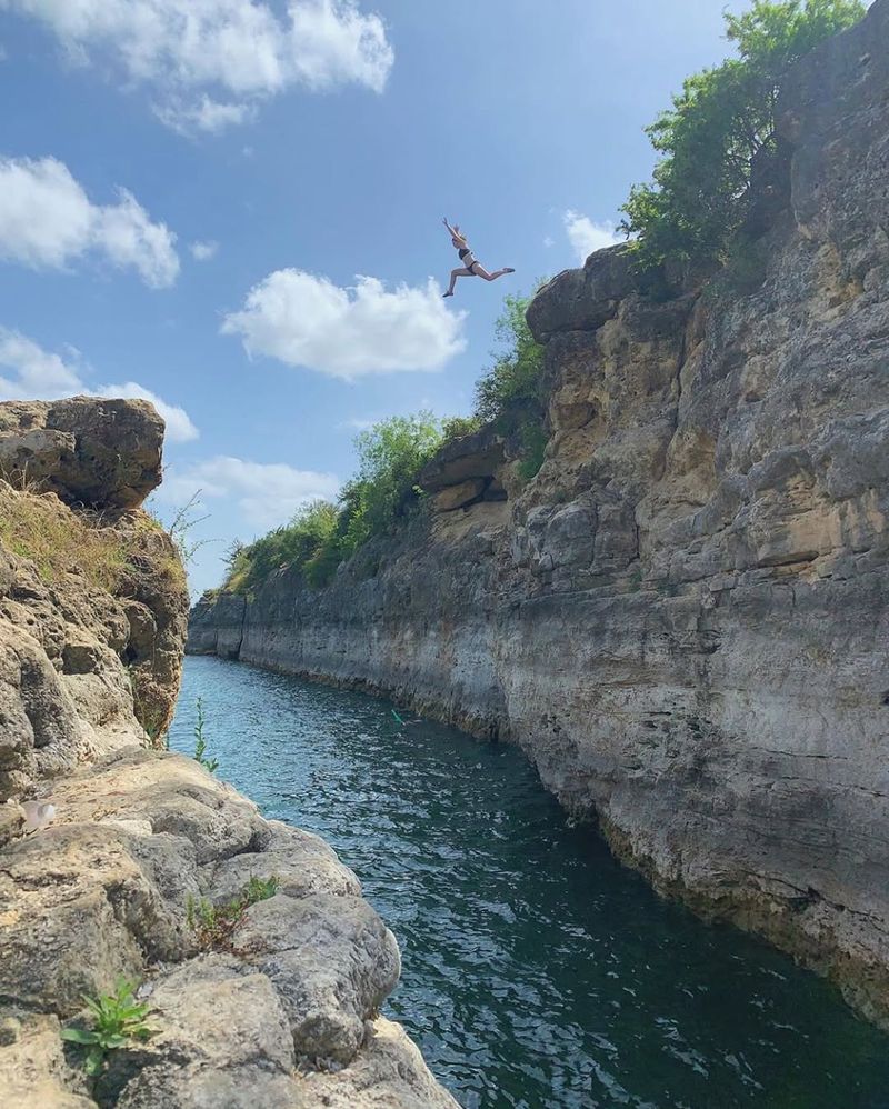 Cliff Jump at Pace Bend Park (Lake Travis)
