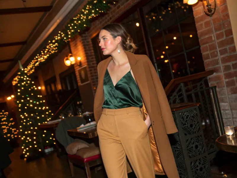 Coordinated Separates in Complementary Colors