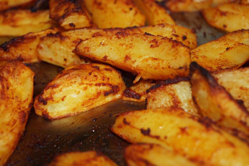 Crispy Roast Potatoes with Garlic-Rosemary