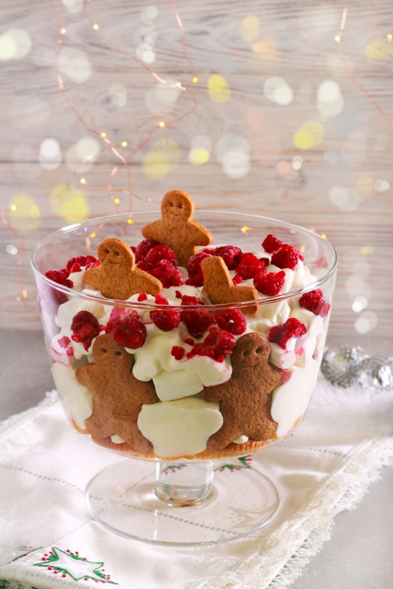 Gingerbread-Orange Trifle (Easy Showstopper Dessert)