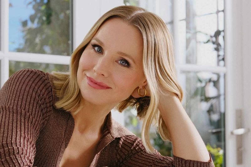 Kristen Bell — 5'1