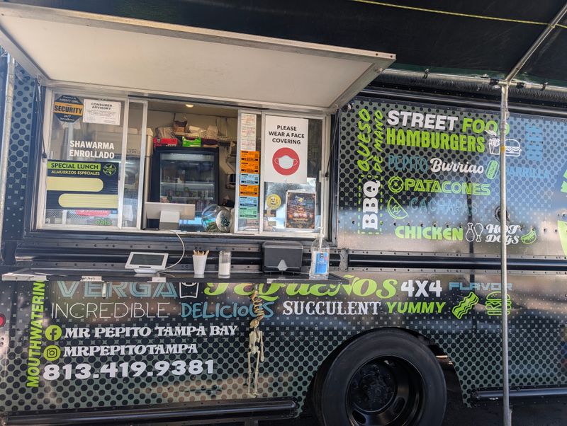 Mr. Pepito, Tampa