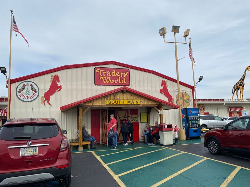 Traders World Flea Market (Lebanon, OH)