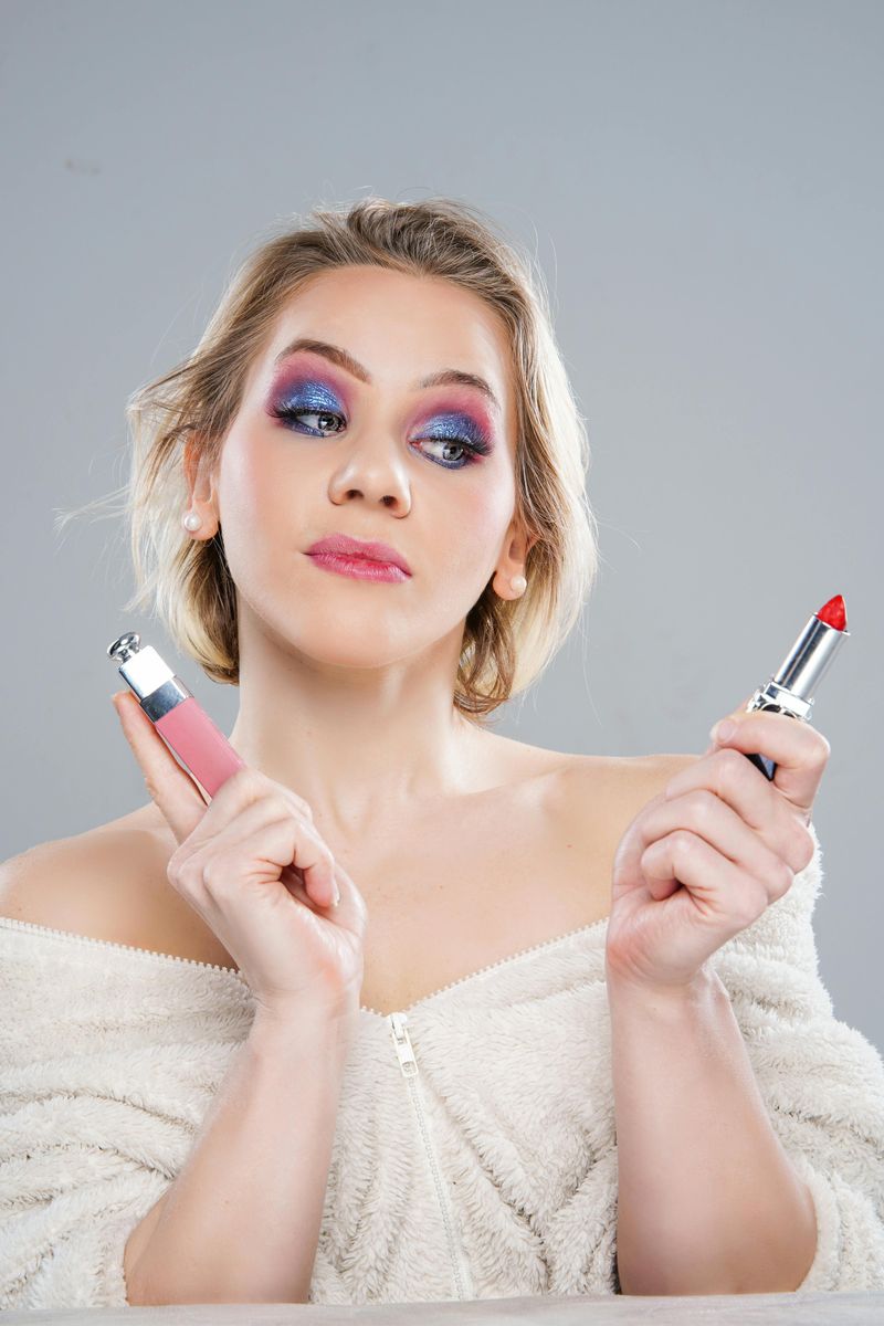 Extreme Cosmetic Trends and Heavy Makeup