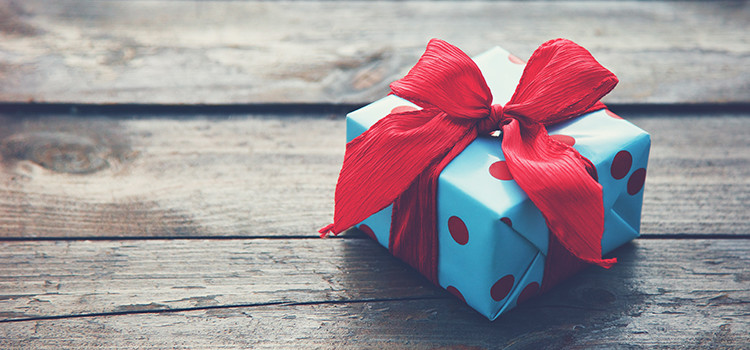 birthday gifts for mom long distance