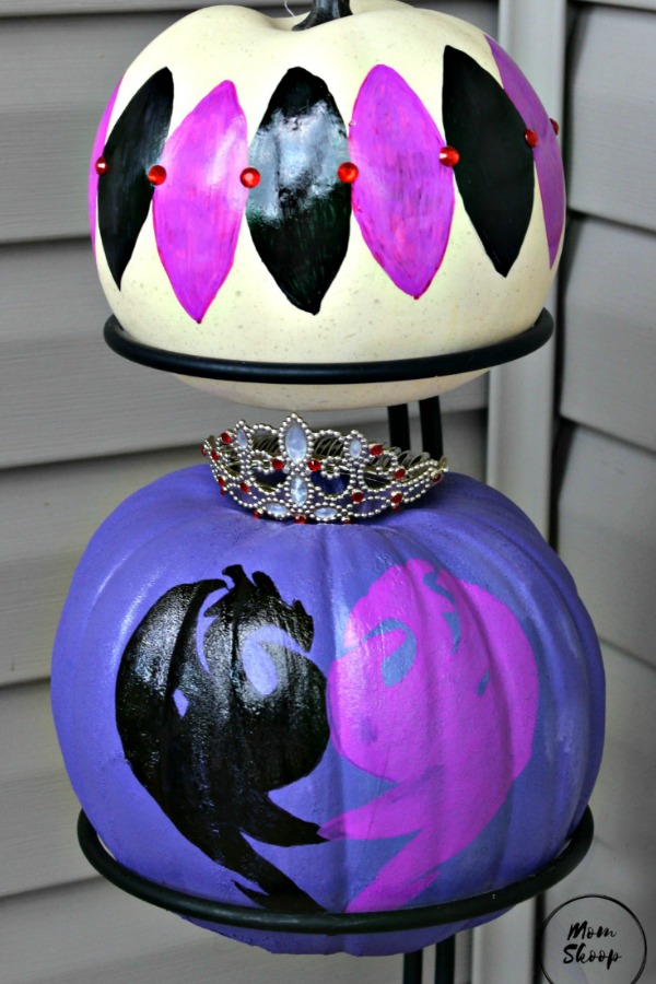 disney-descendants-inspired-pumpkins-momskoop