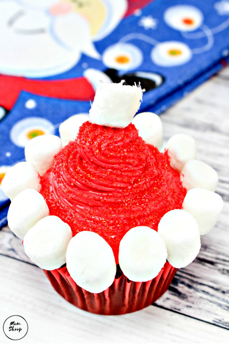 santa hat cupcakes