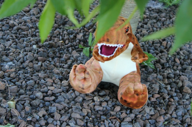 Create Your Own Jungle Just Like In Jurassic World!