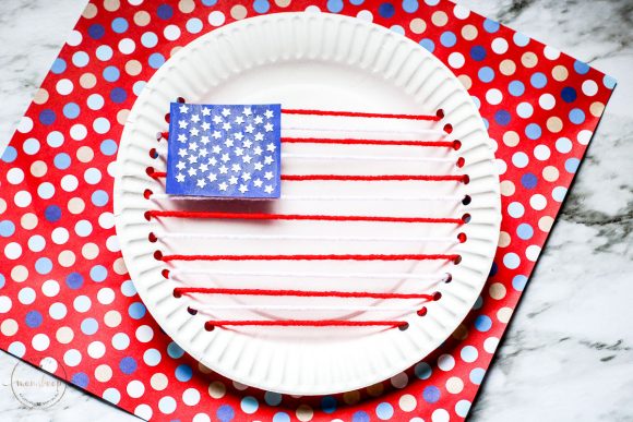 American Flag Craft for Kids - Easy Paper Plate Craft DIY