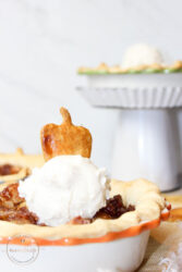 Mini Apple Pies topped with Ice Cream